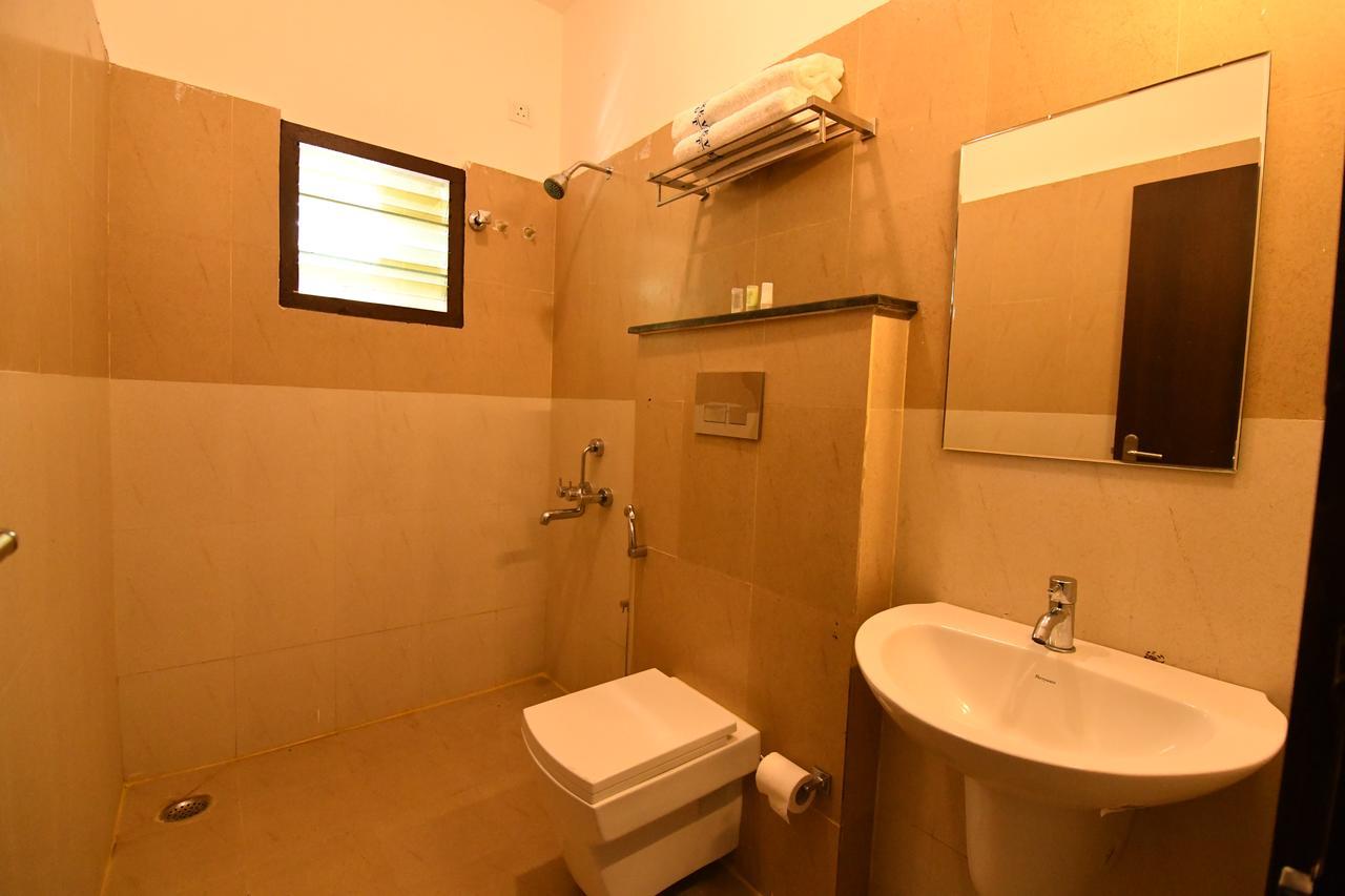 Lake View Hotel Madurai Dış mekan fotoğraf