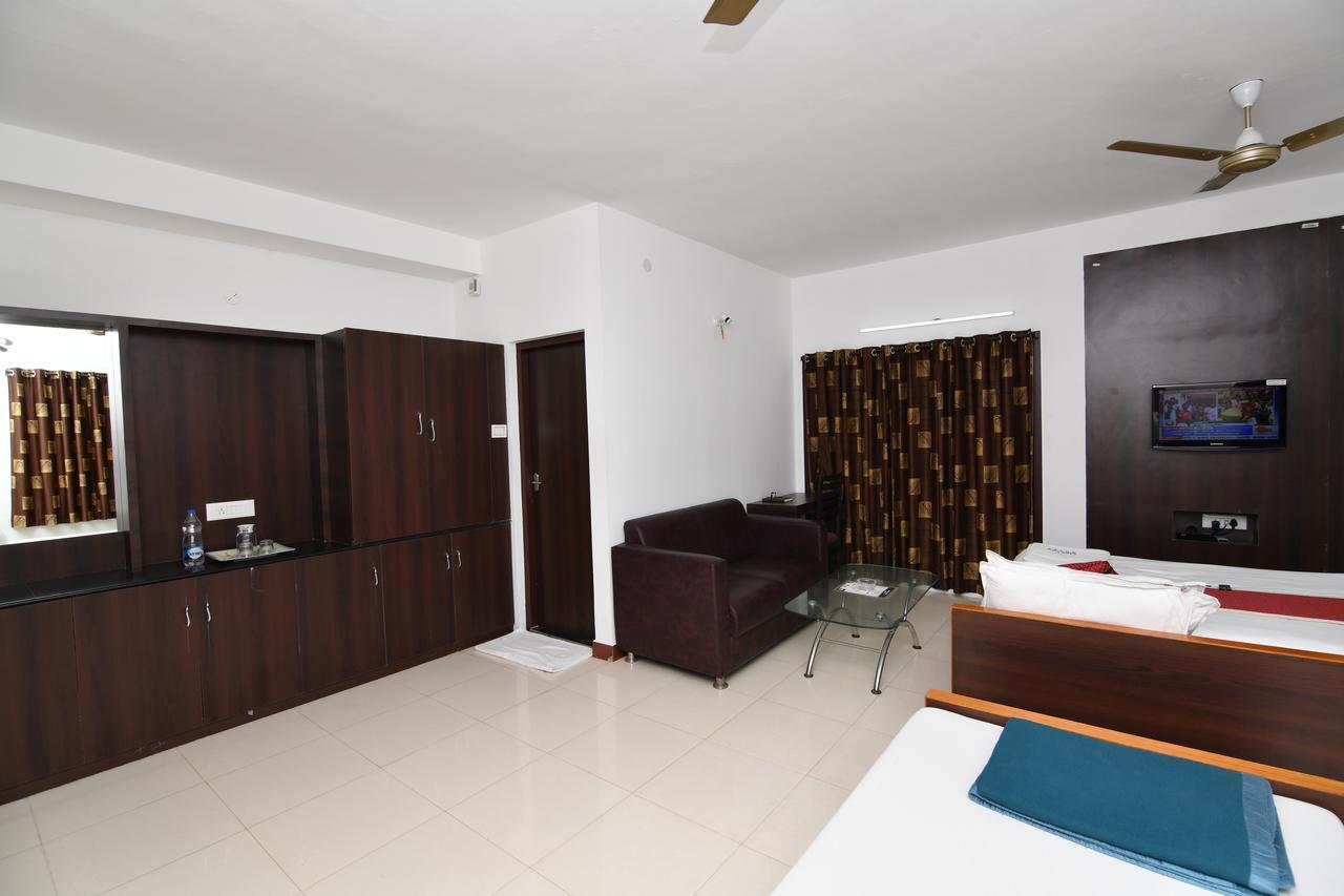 Lake View Hotel Madurai Dış mekan fotoğraf