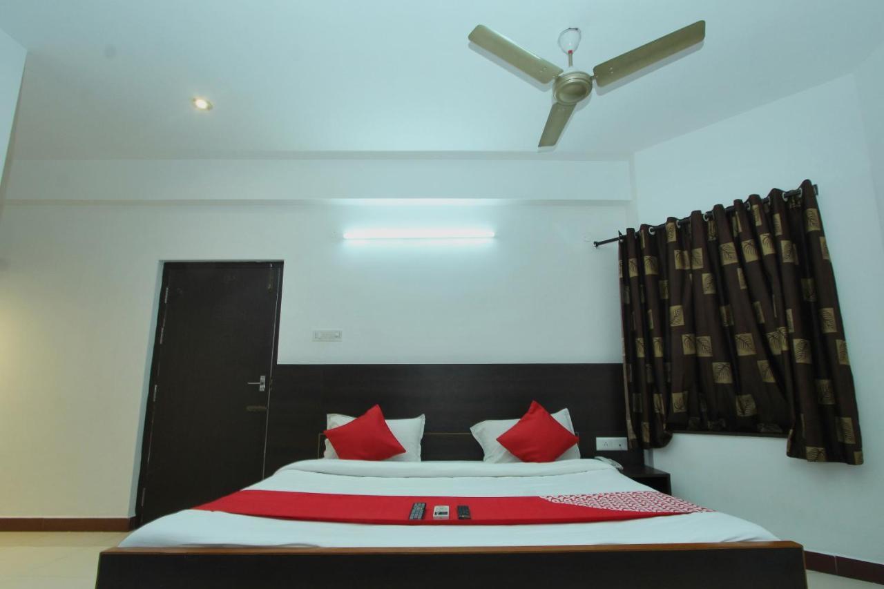 Lake View Hotel Madurai Dış mekan fotoğraf